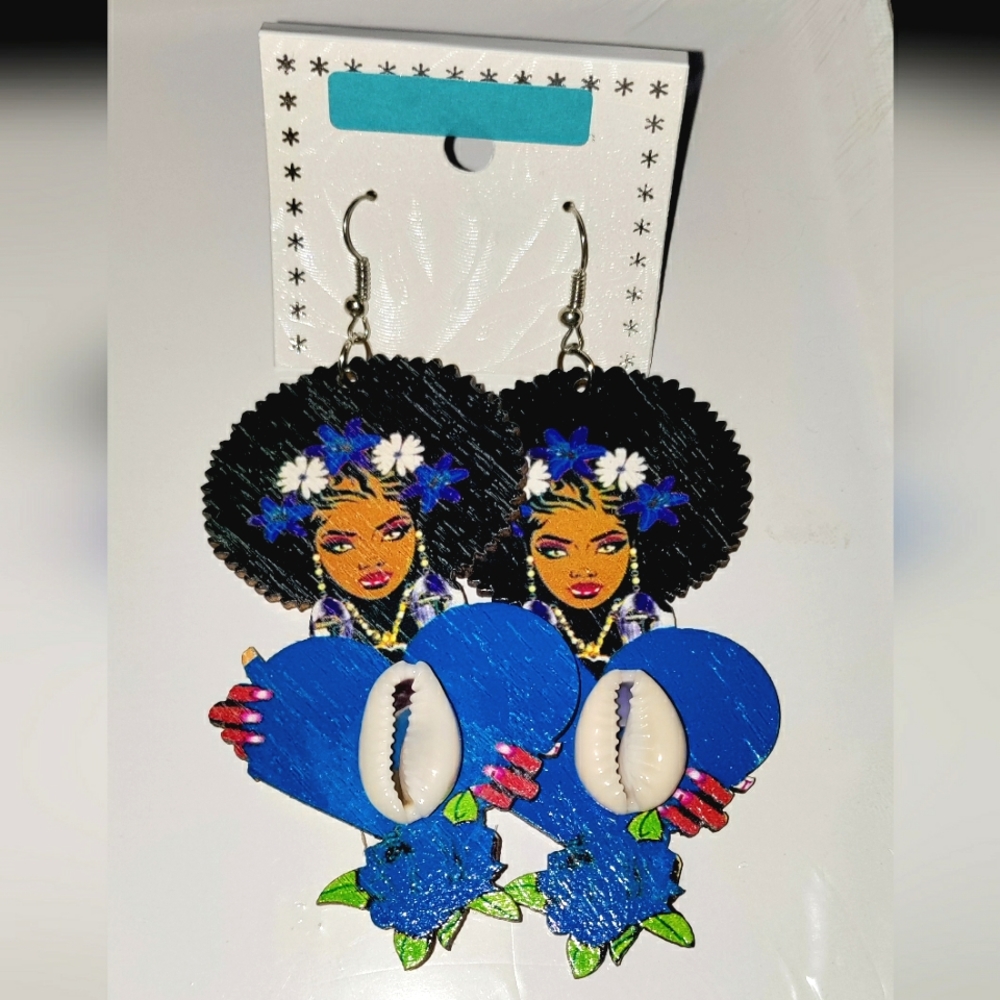 NEW Hand-painted Wood Earrings Featuring Cowries! 3". Handcrafted Items. Blue.